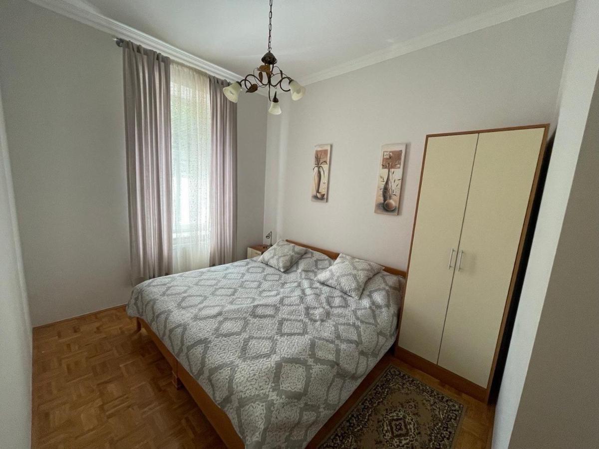 Apartment Juliana ロガシュカ・スラティナ エクステリア 写真